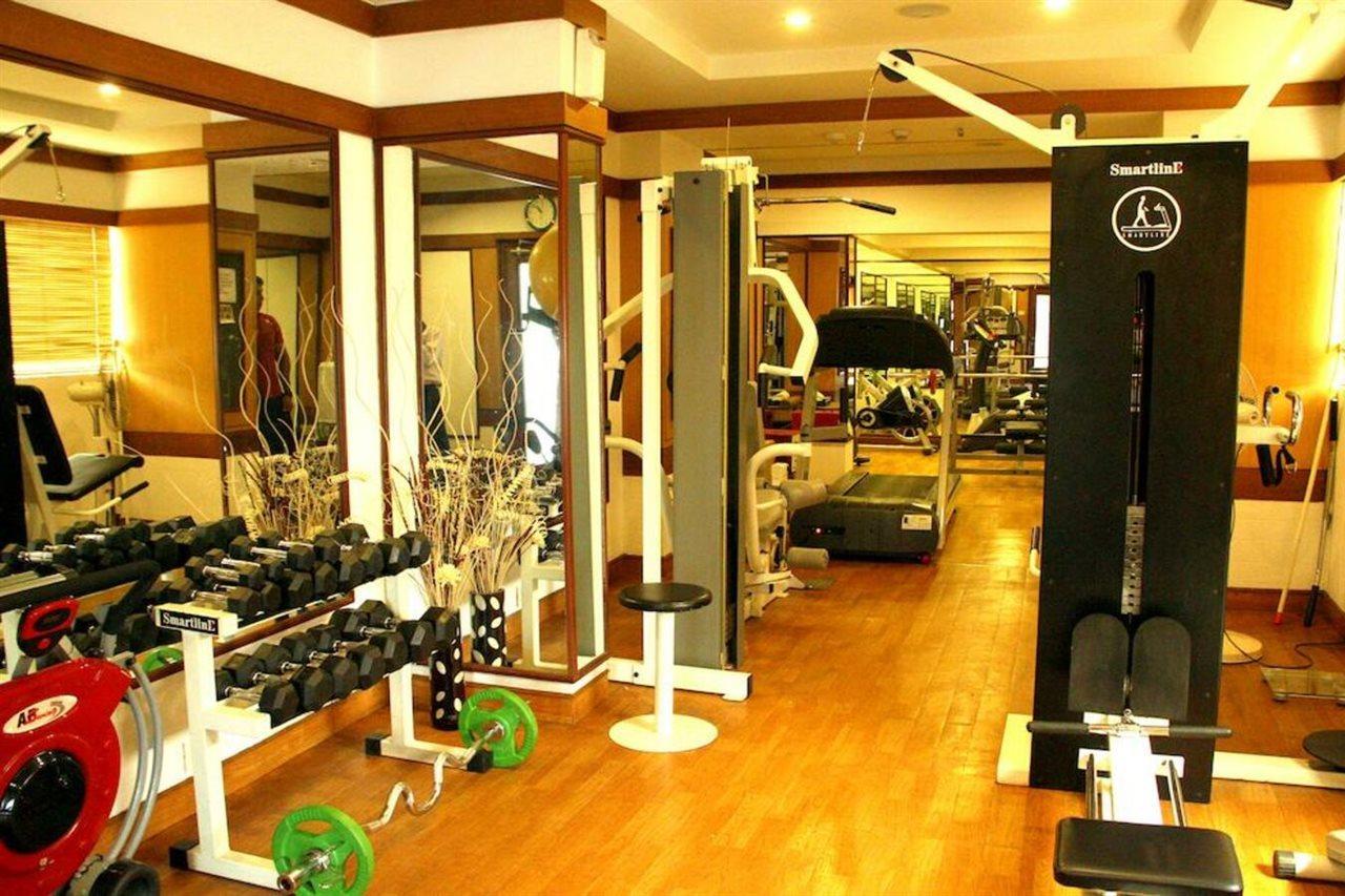 Gokulam Park Hotel Kochi Luaran gambar