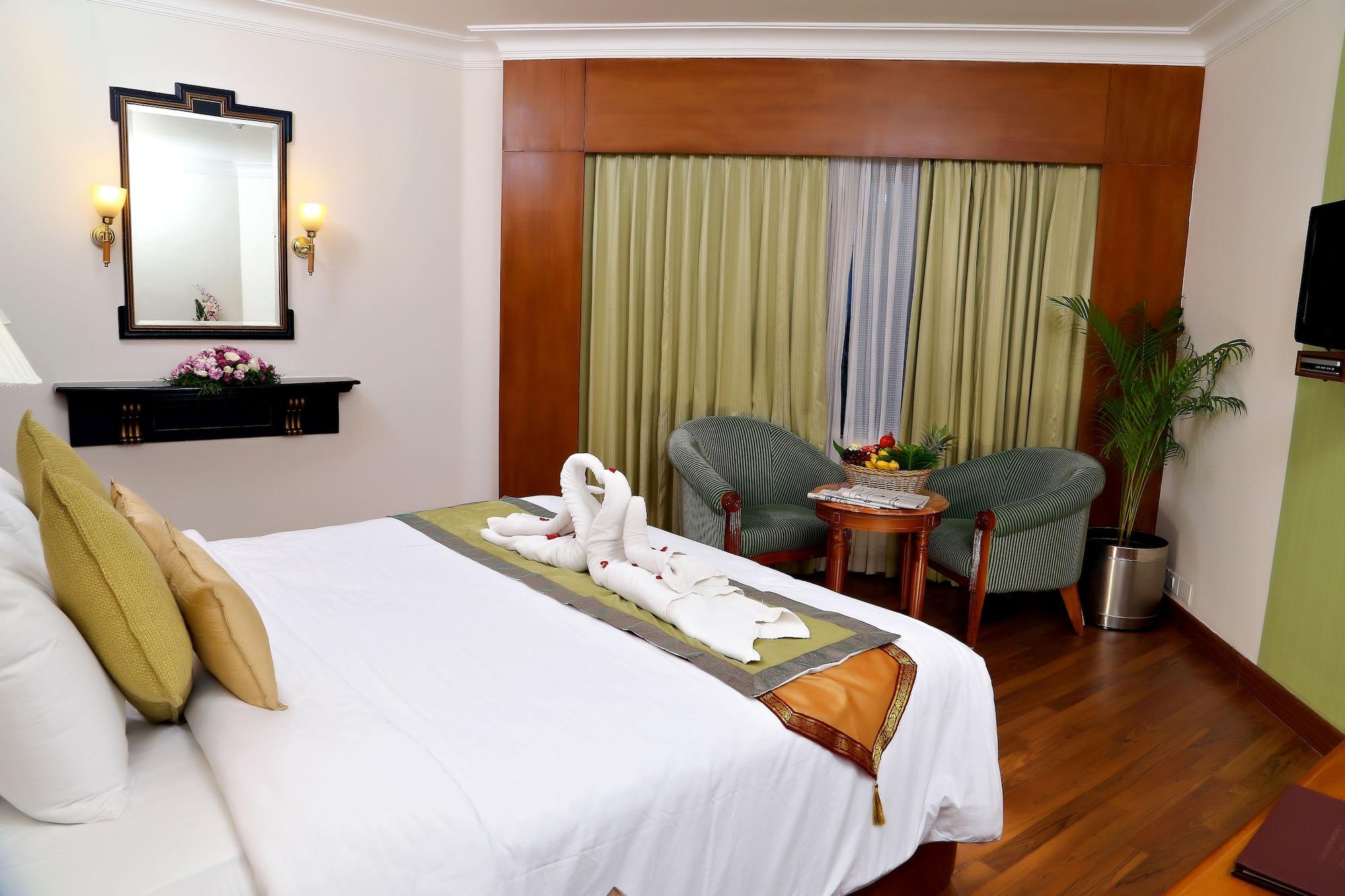 Gokulam Park Hotel Kochi Luaran gambar
