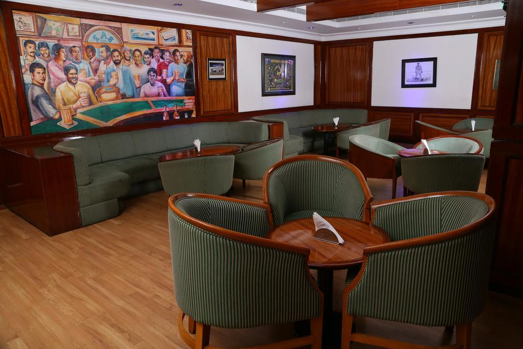 Gokulam Park Hotel Kochi Luaran gambar